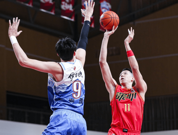 开云-窗口期全明星赛焦点战;新疆广汇手感冰凉;目标明确;心理建设被强调-开云